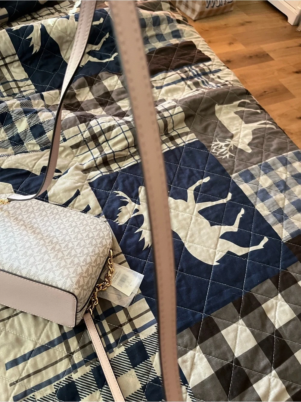 NWT MK CUTE CROSSBODY 12x8